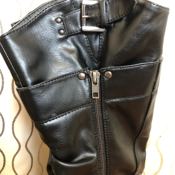 Chelsee Girl | faux leather knee high boots 👢 - Picture 8 of 8